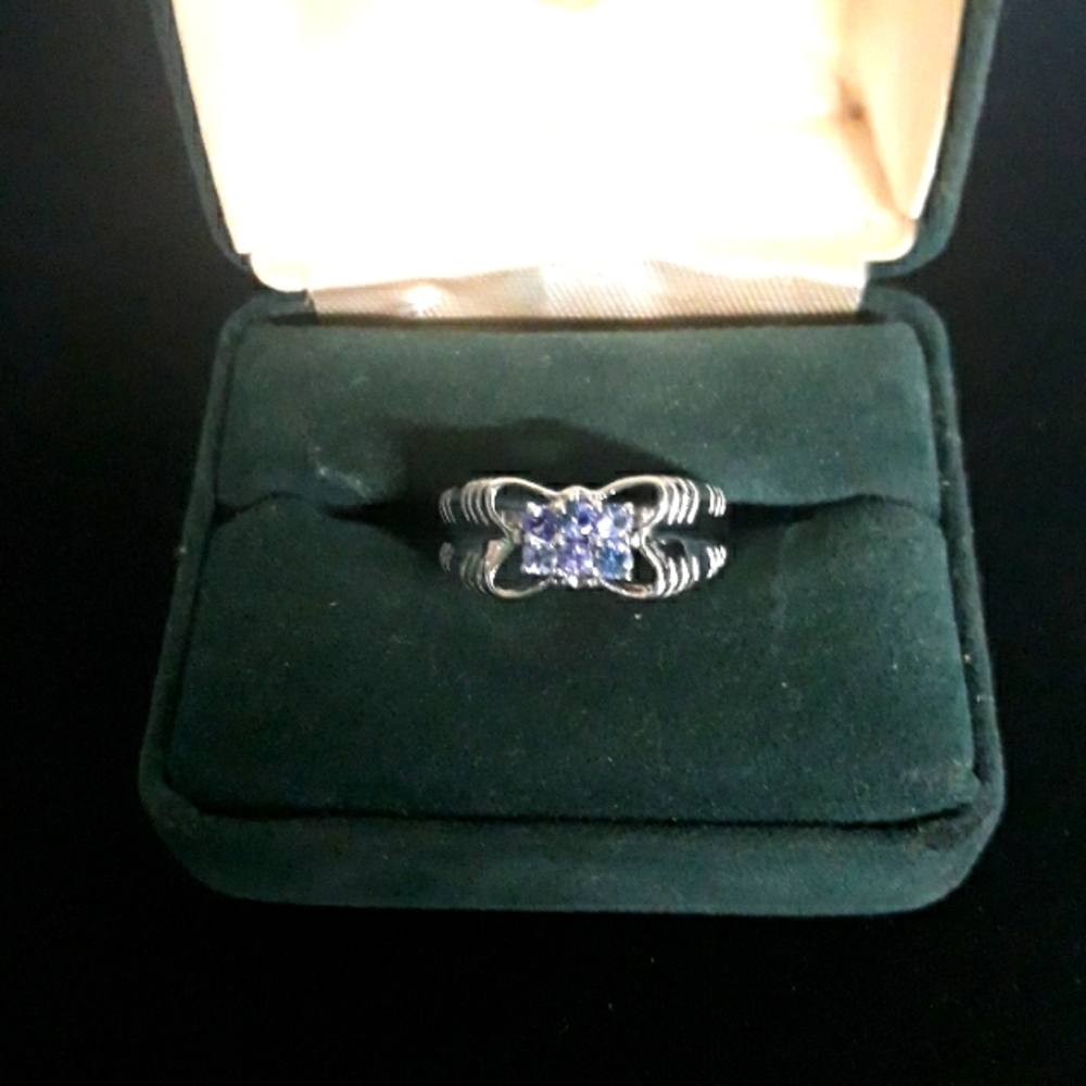 Genuine Tanzanite .925 Ring sz7